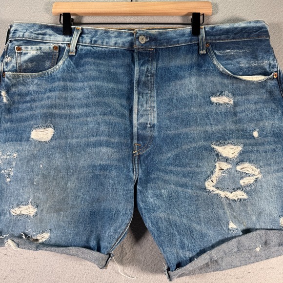 Levis 501 Cut Off Denim Jeans Shorts Men 44 Blue Lightwash Distressed Comfort 8" - Picture 1 of 16